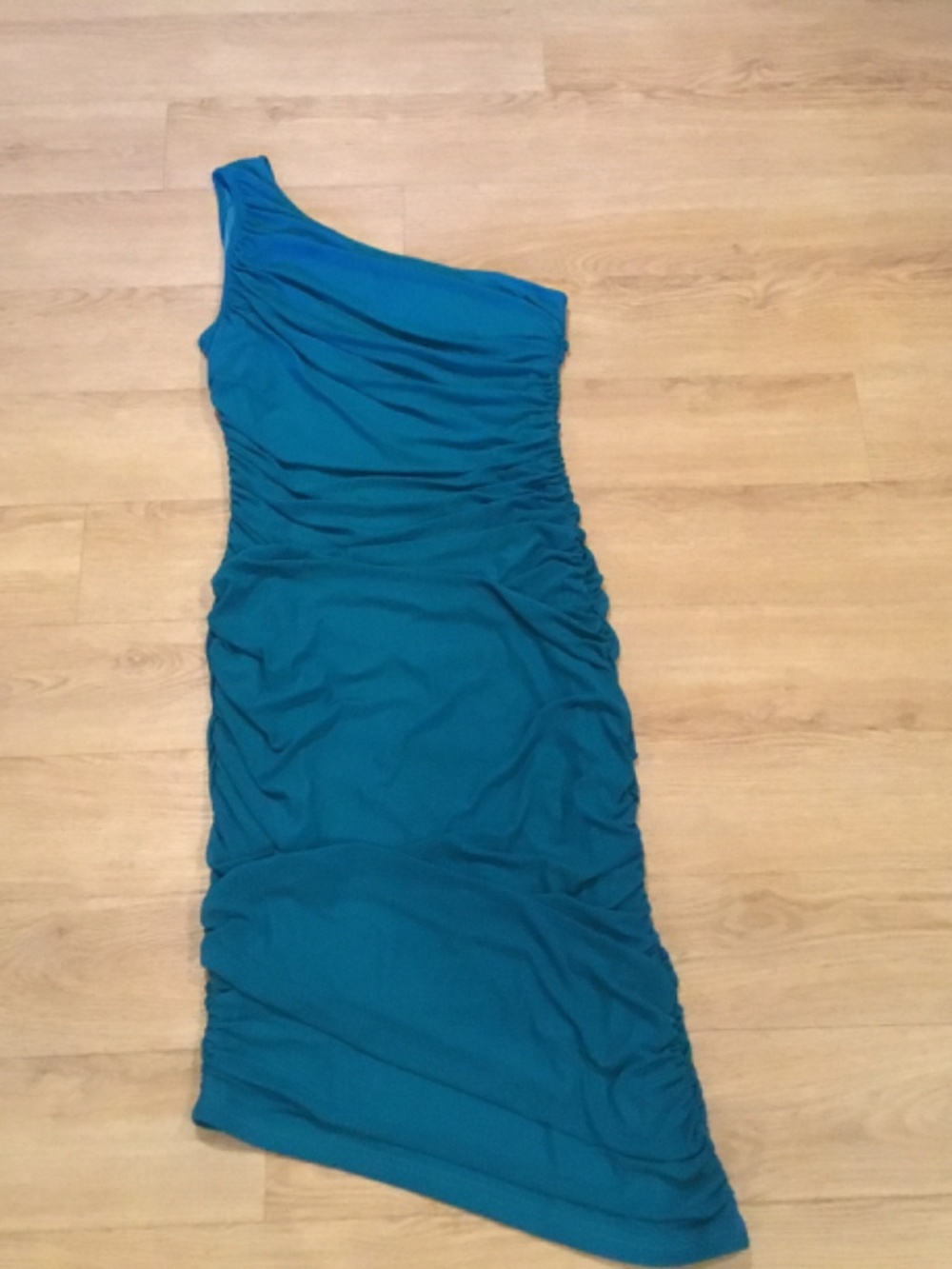 NWT PRETTYGARDEN Women’s Ruched Bodycon One Shoulder Midi Cocktail Dress Size M - Picture 5 of 7